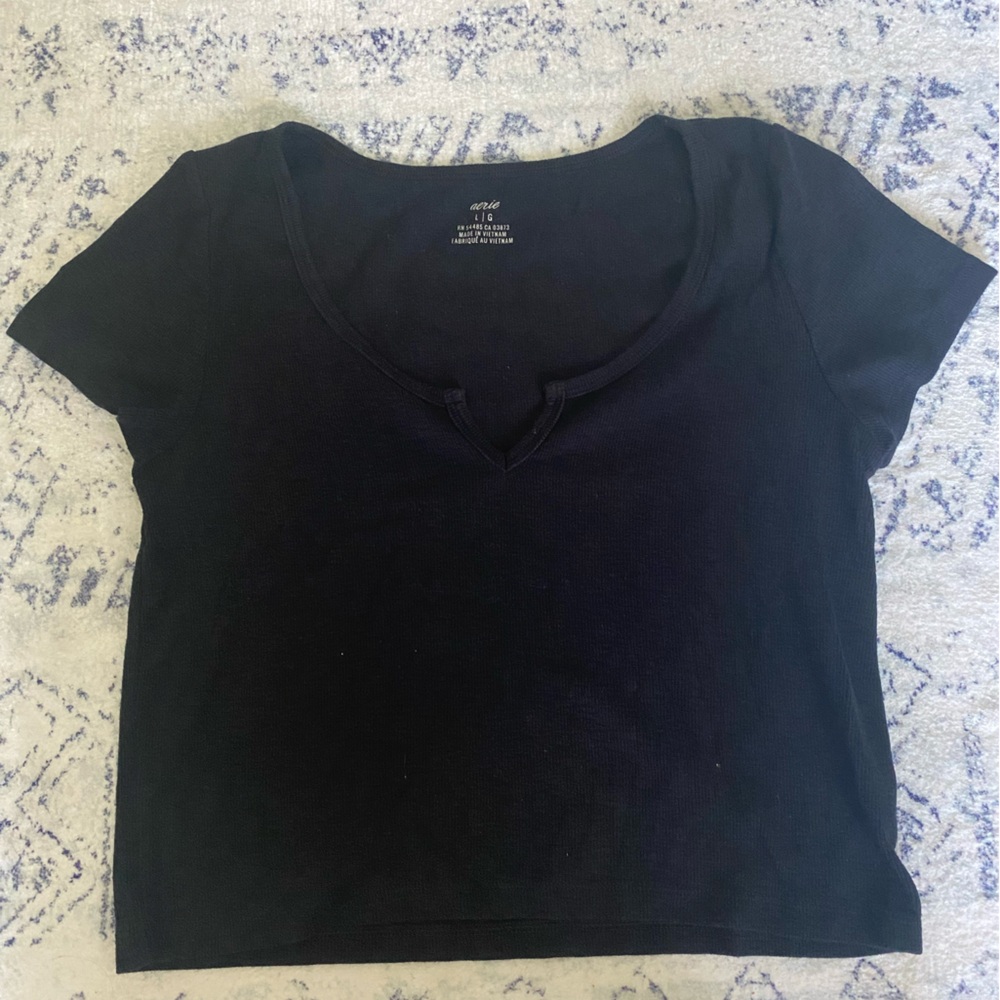 EUC Aerie Ribbed Baby Tee